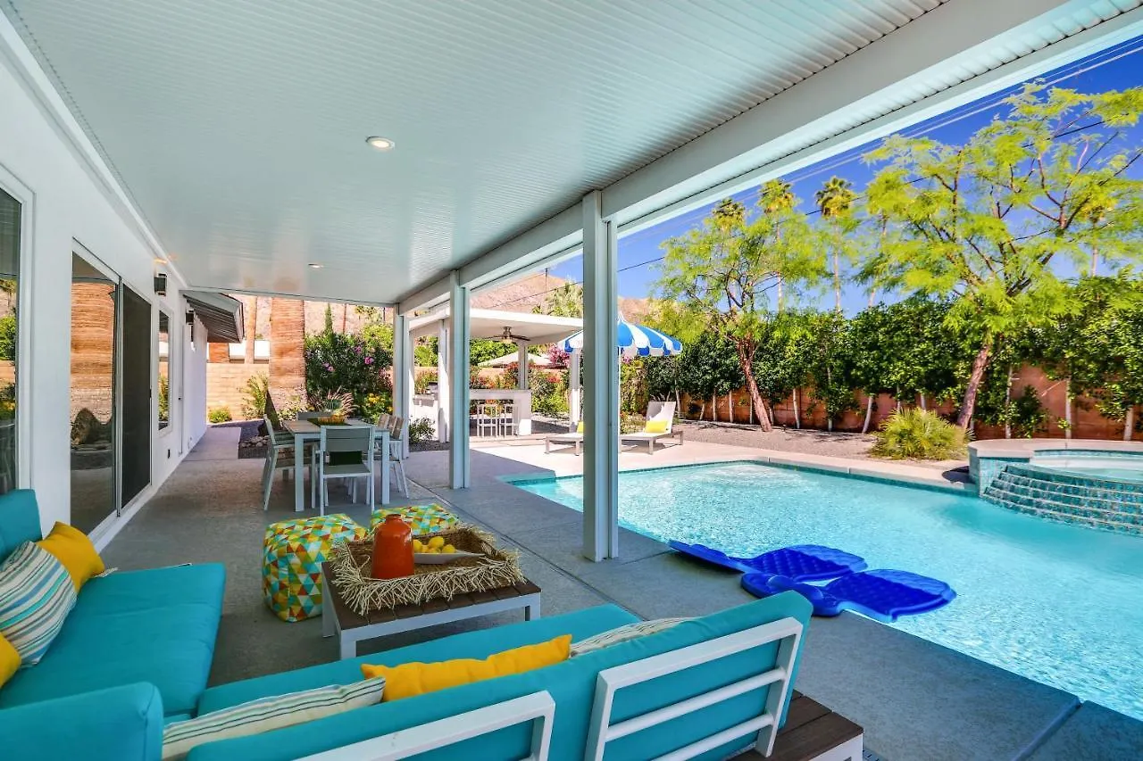 Desert Stardust Permit# 4209 Palm Springs Holiday home